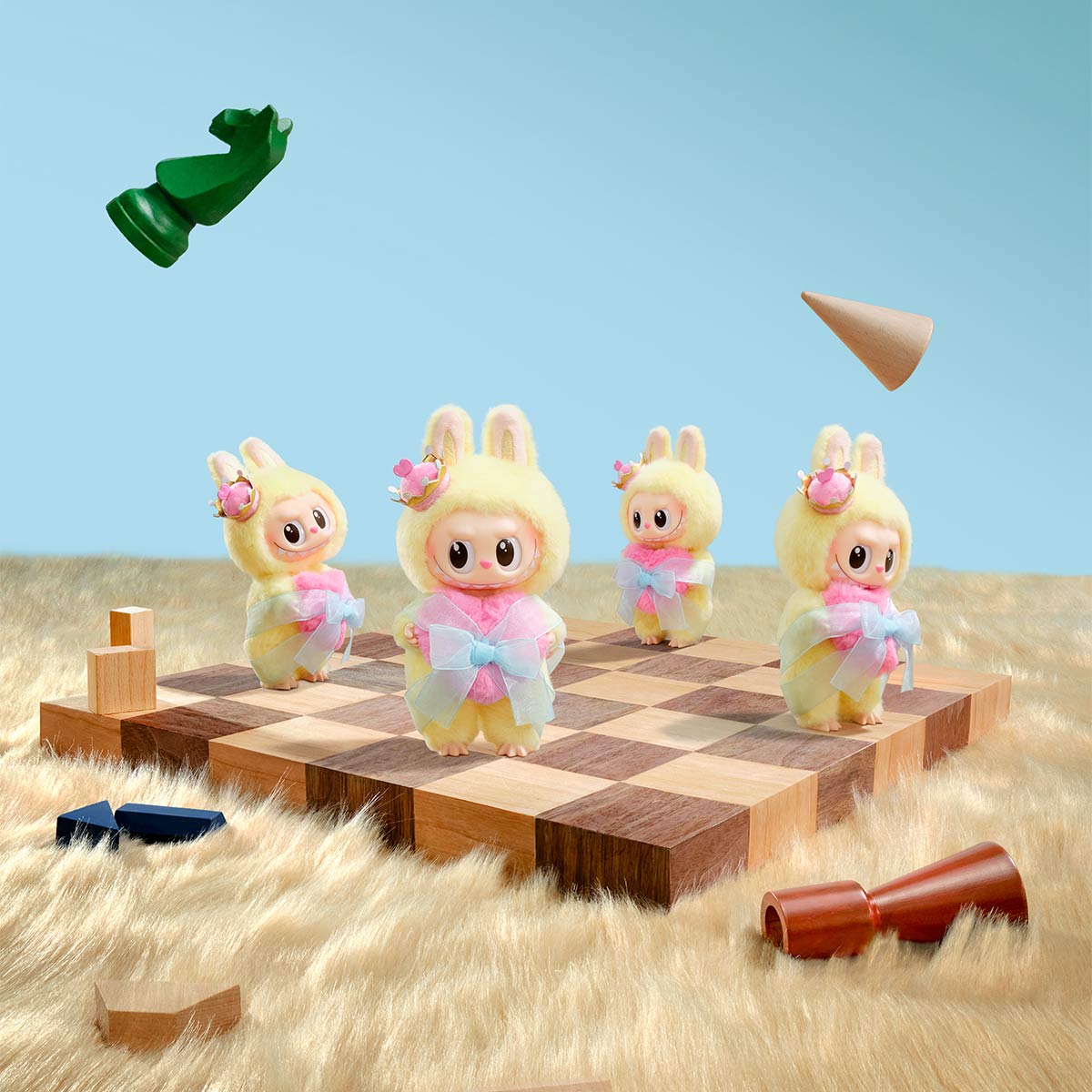 POP MART Original - LABUBU The Monsters Let's Checkmate